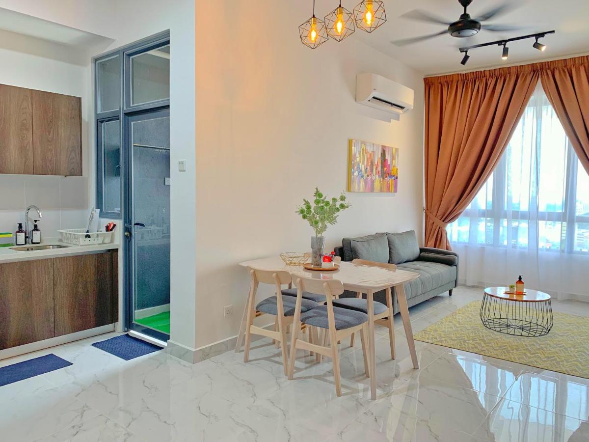 Netflix Two Bedroom Troika Kota Bharu Homestay 182 Exterior photo